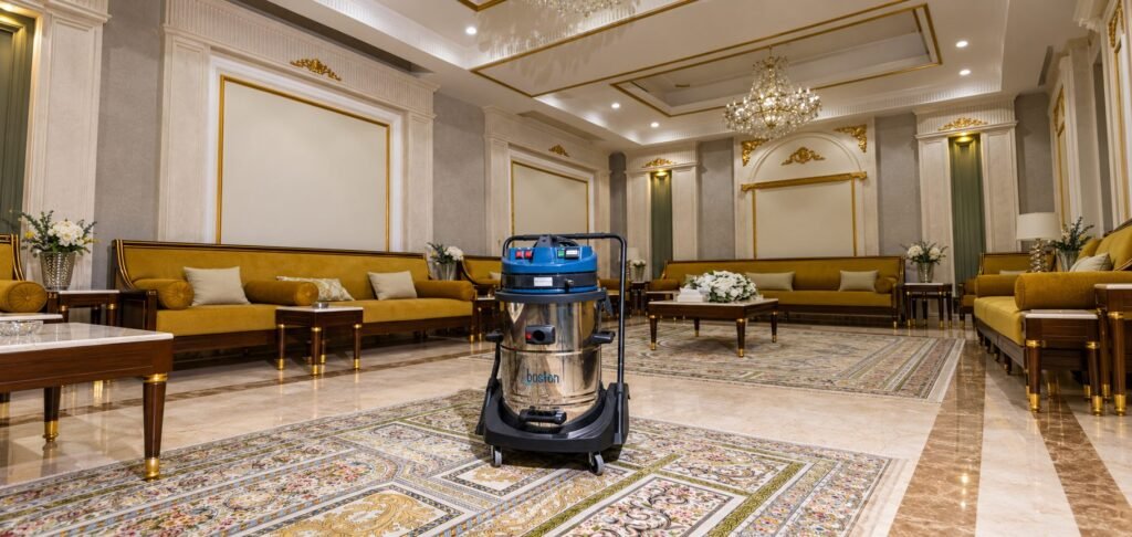 معدات تنظيف احترافية